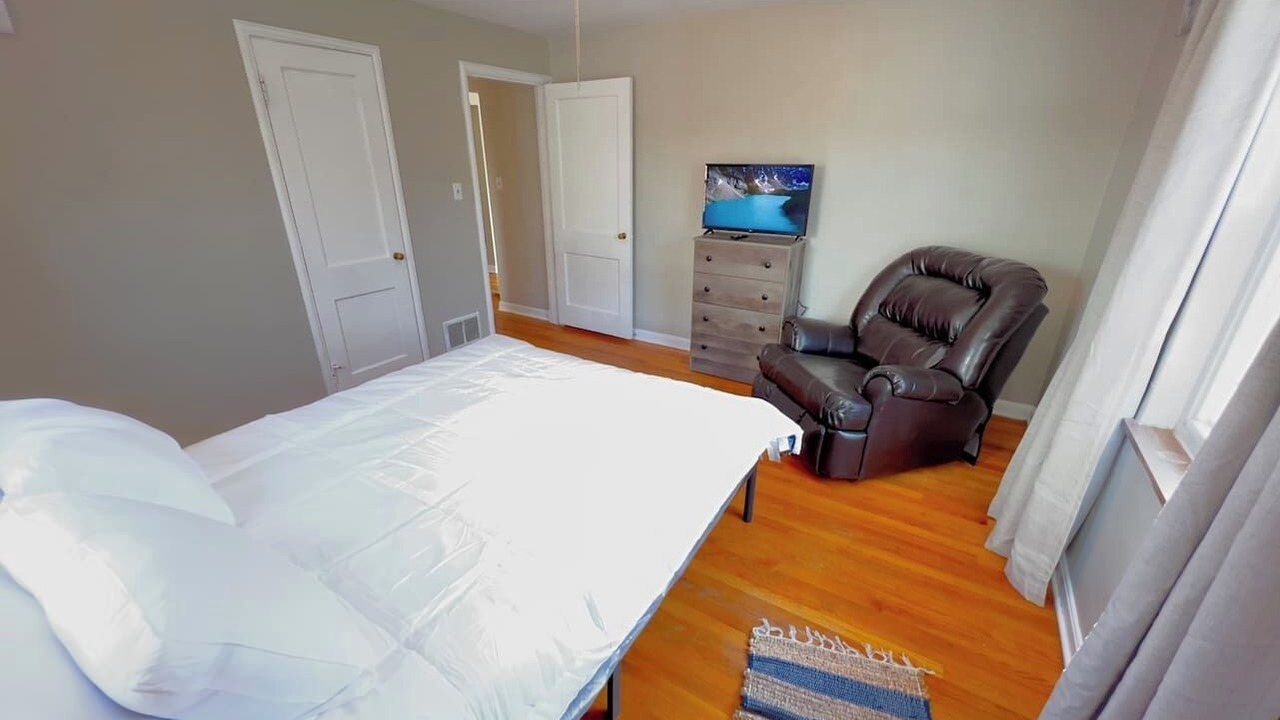 Photo of Bedroom in Westwood