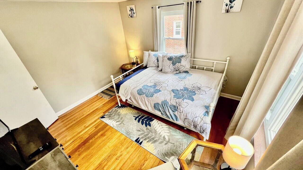 Photo of Bedroom in Westwood