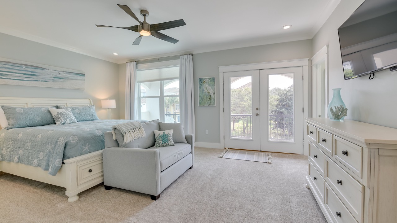 Photo of Patio Balcony in Avalon Beach Estates