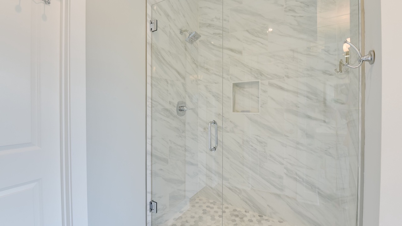 Photo of Bathroom in Avalon Beach Estates