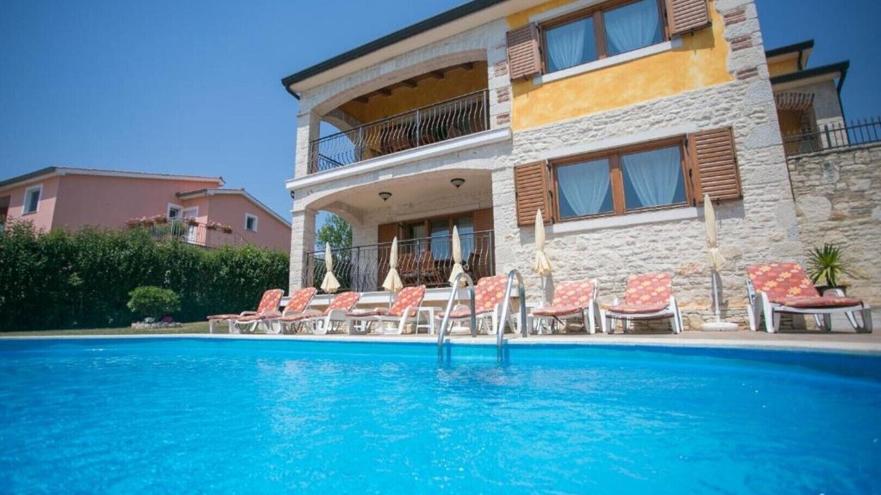 Photo of Outdoor in Buici