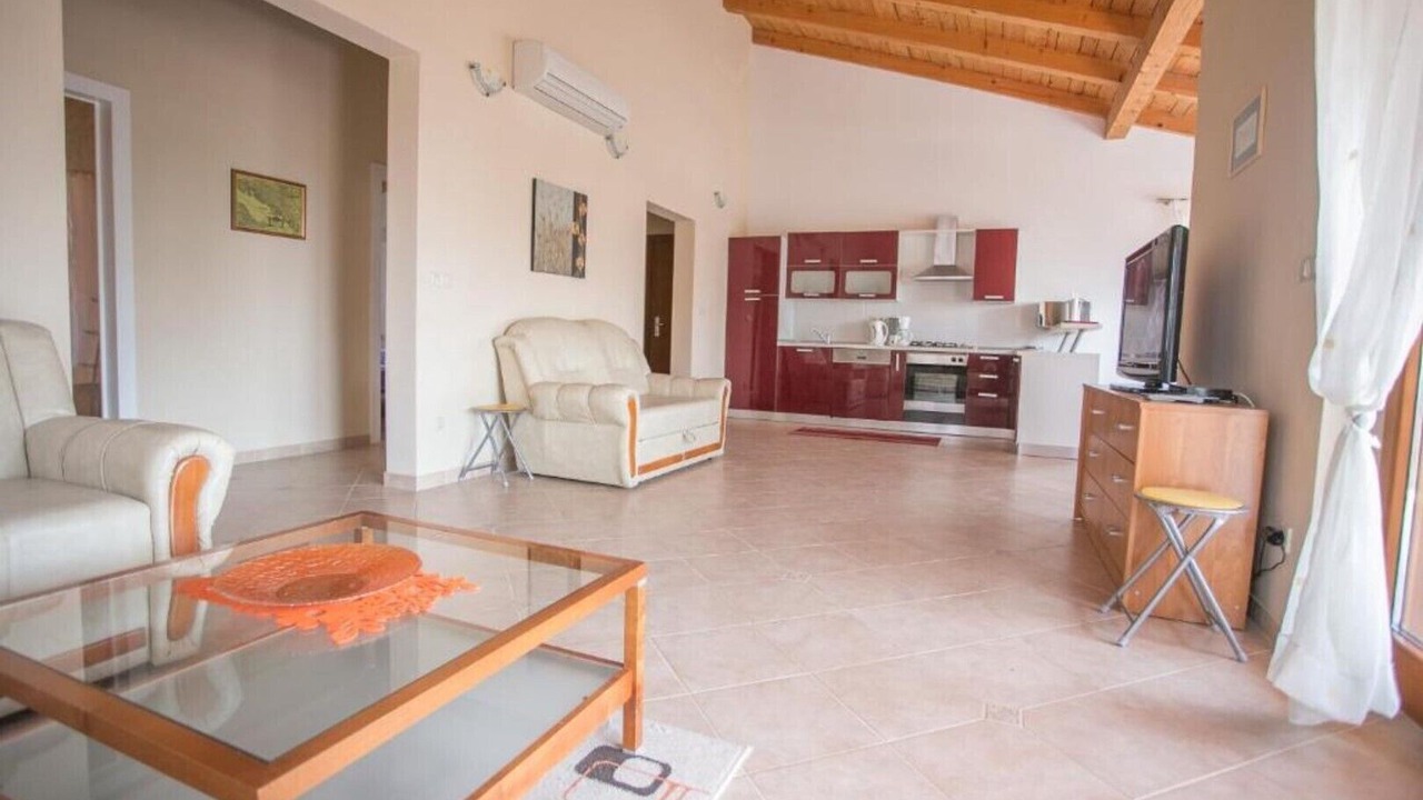 Photo of Livingroom in Buici