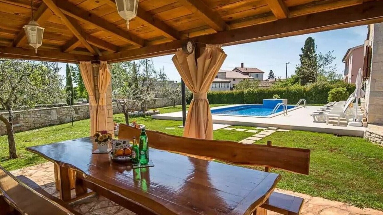Photo of Outdoor in Buici