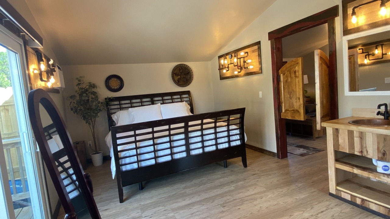 Photo of Bedroom in Royal Palms