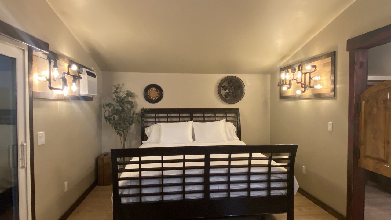 Photo of Bedroom in Royal Palms