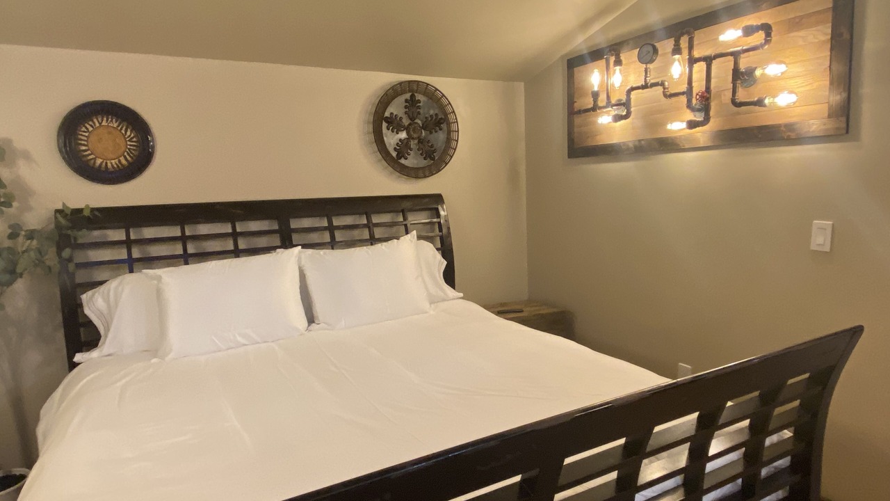 Photo of Bedroom in Royal Palms
