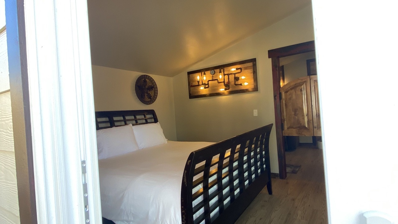 Photo of Bedroom in Royal Palms