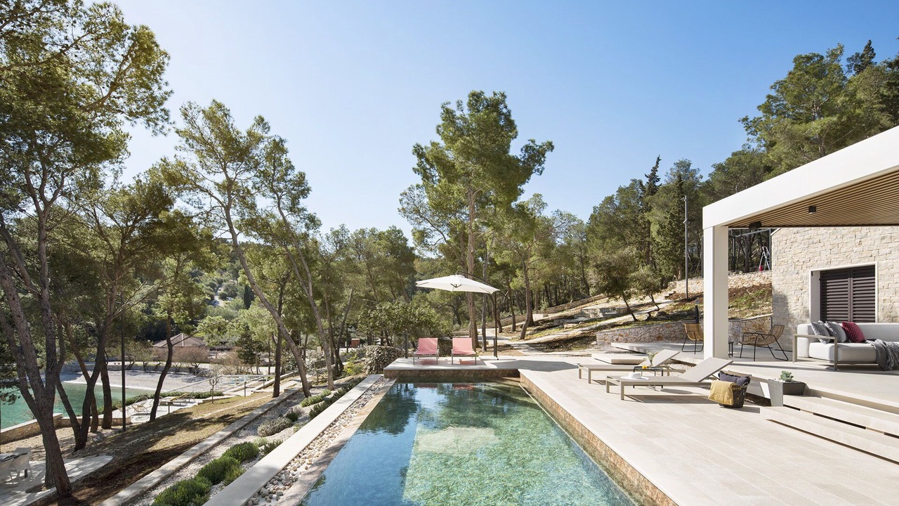 Photo of Outdoor in Sutivan
