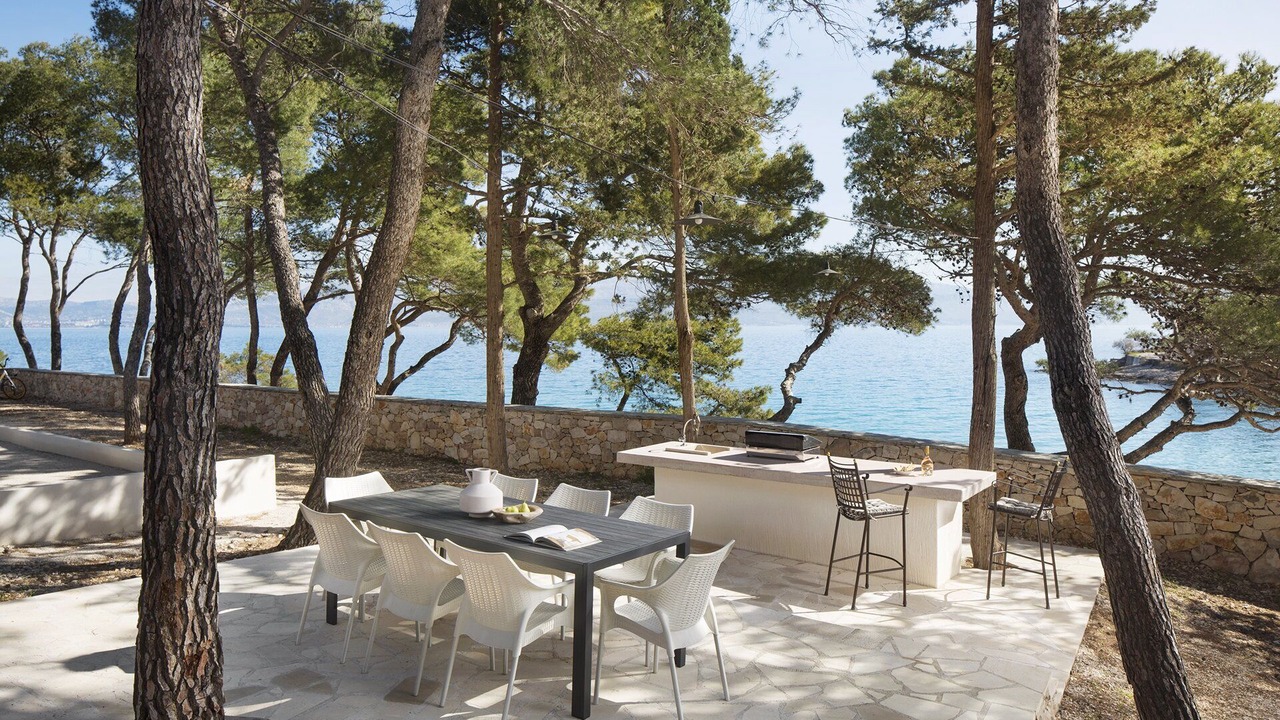 Photo of Outdoor in Sutivan