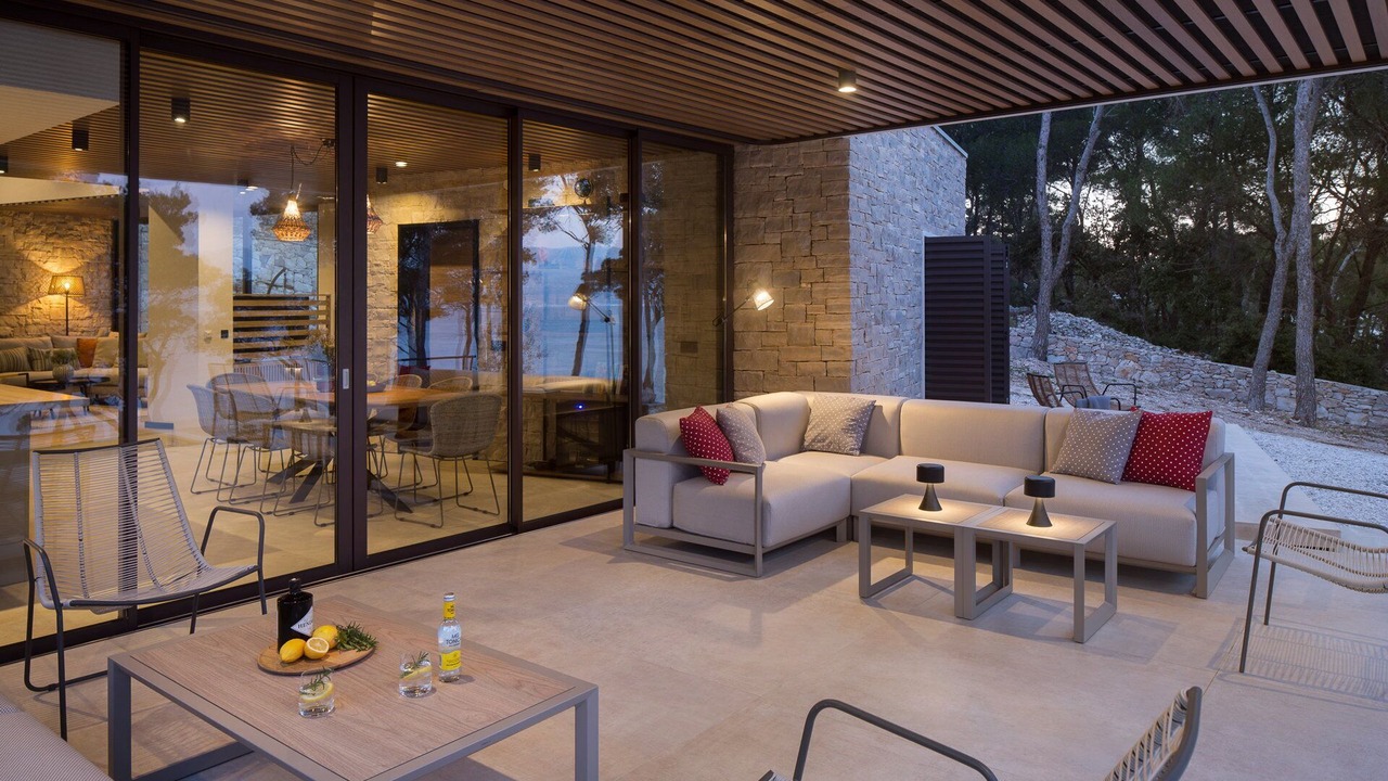 Photo of Outdoor in Sutivan