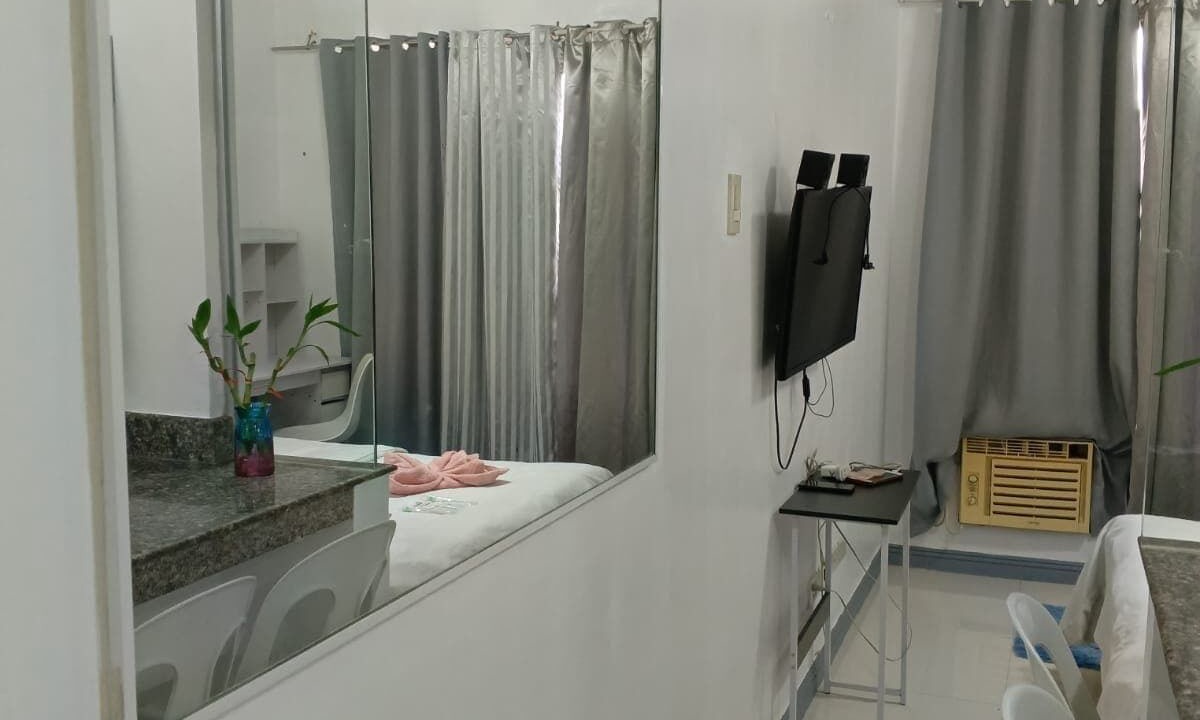 Photo of Bedroom in Ermita Night District
