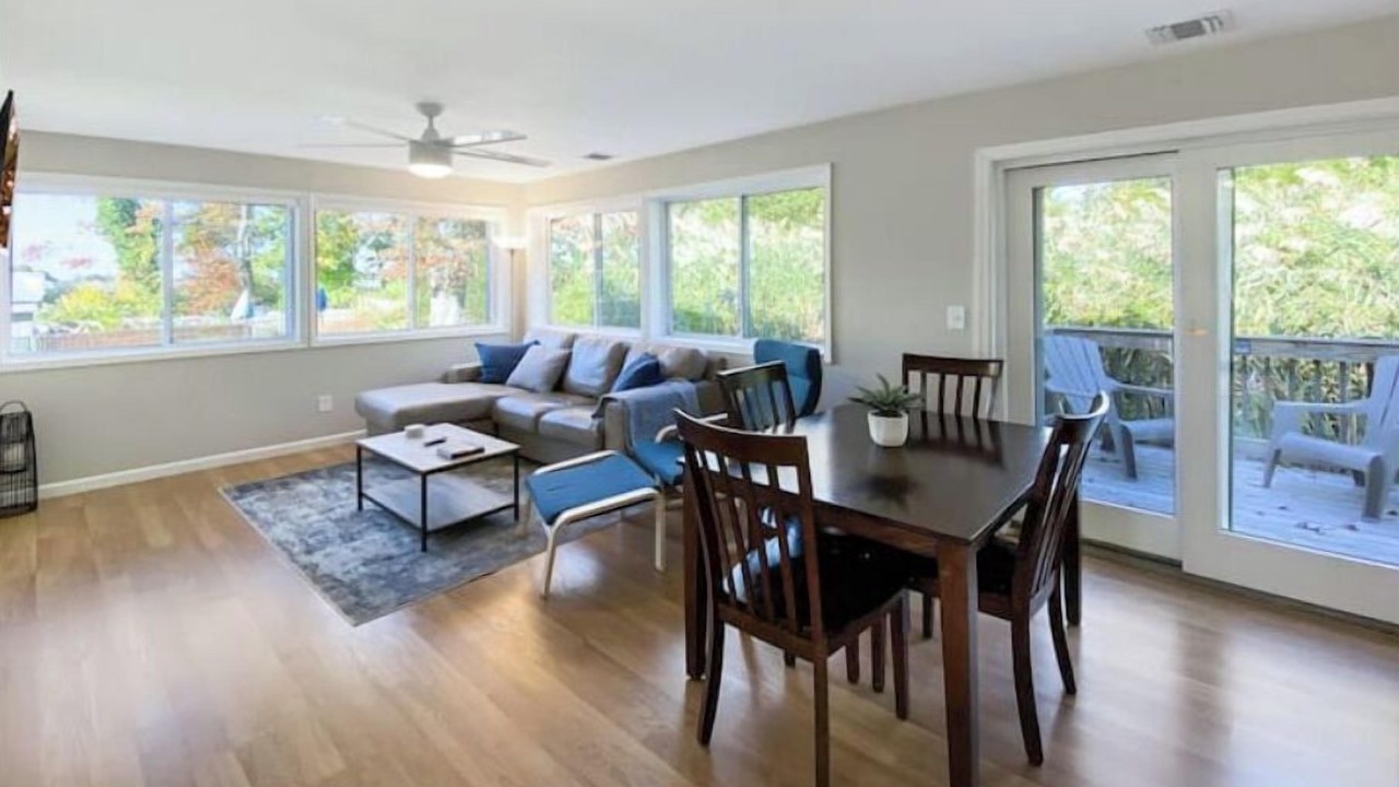 Photo of Livingroom in Kings Park