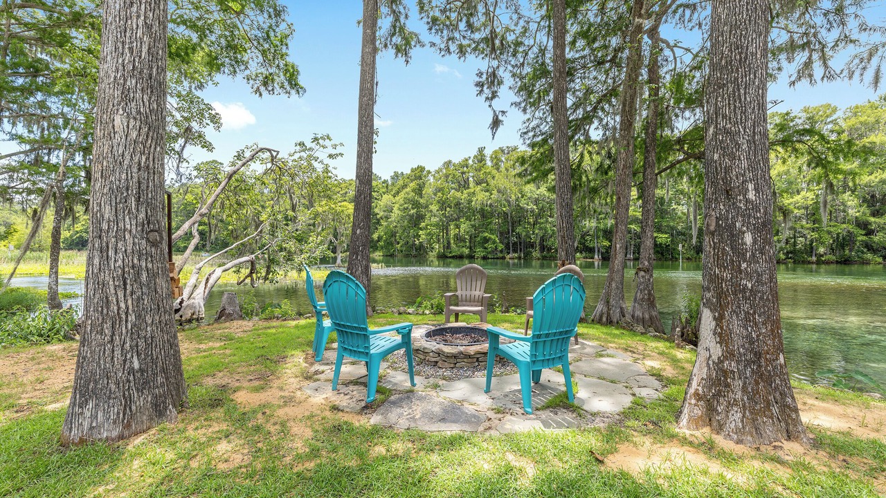 Photo of Others in Dunnellon