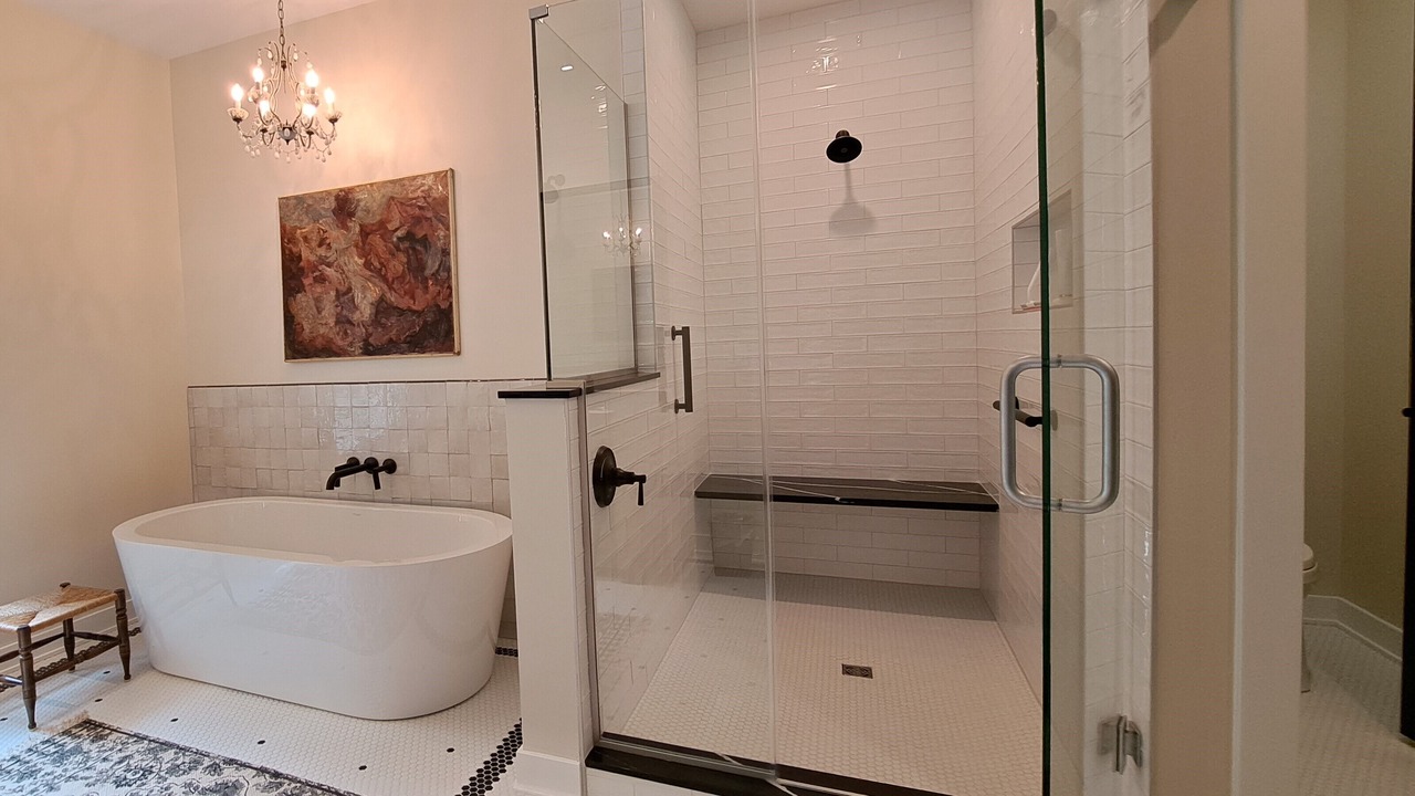 Photo of Bathroom in Lakeside