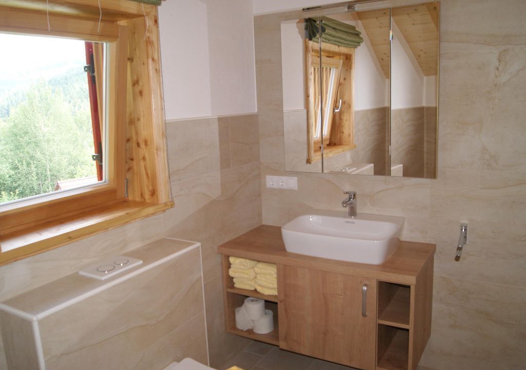 Photo of Bathroom in Poellauberg