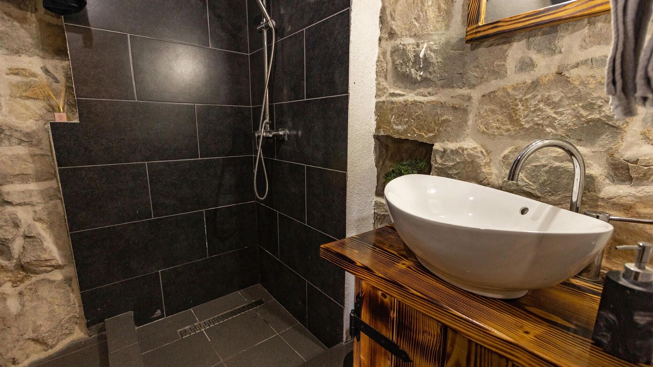 Photo of Bathroom in Blaca