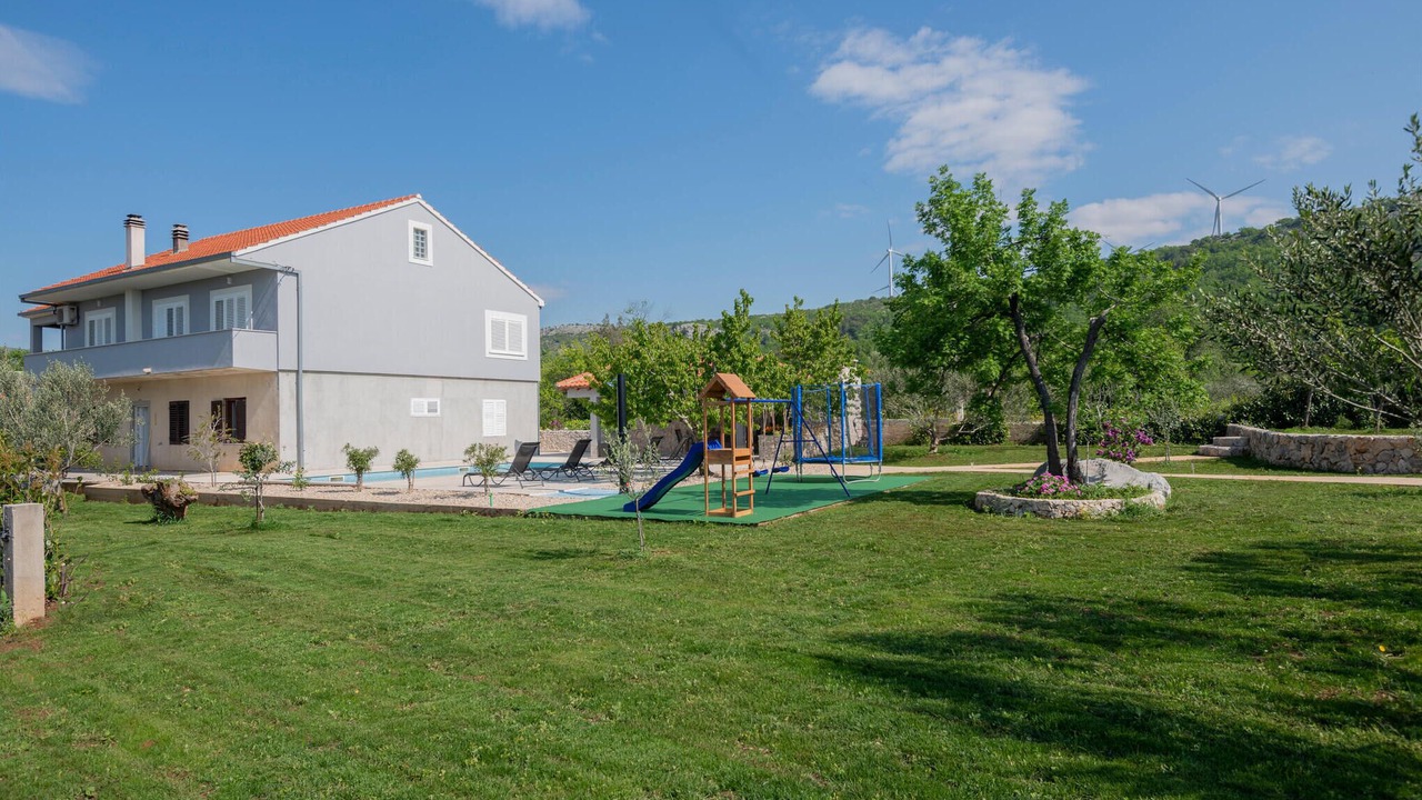 Photo of Others in Sestanovac