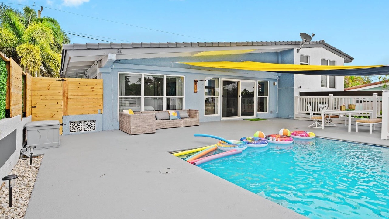 Photo of Outdoor in Lauderdale Isles