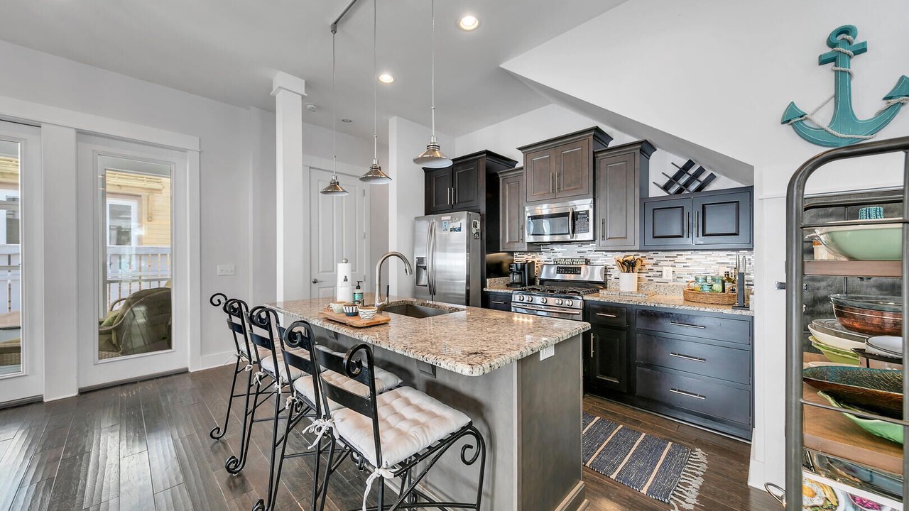 Photo of Kitchen in Greenway Park