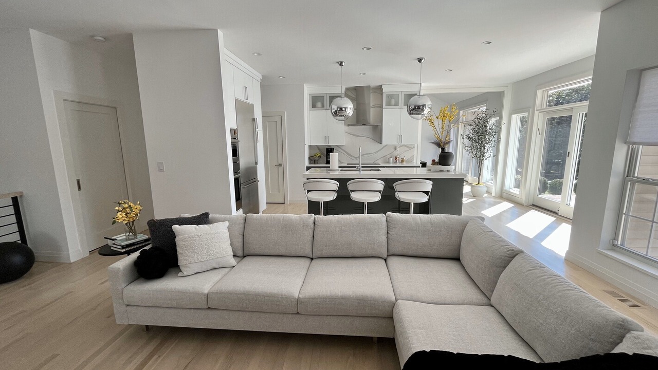 Photo of Livingroom in Westhampton