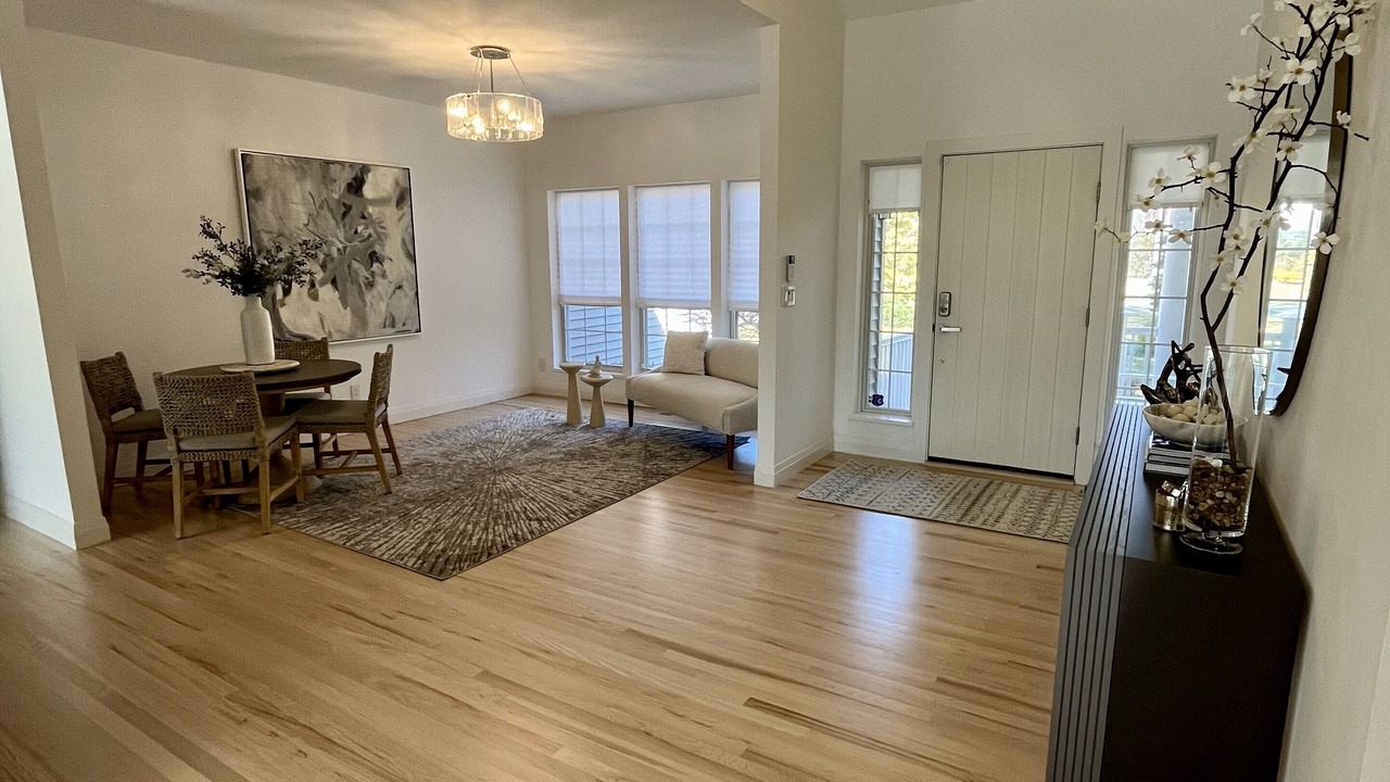 Photo of Livingroom in Westhampton