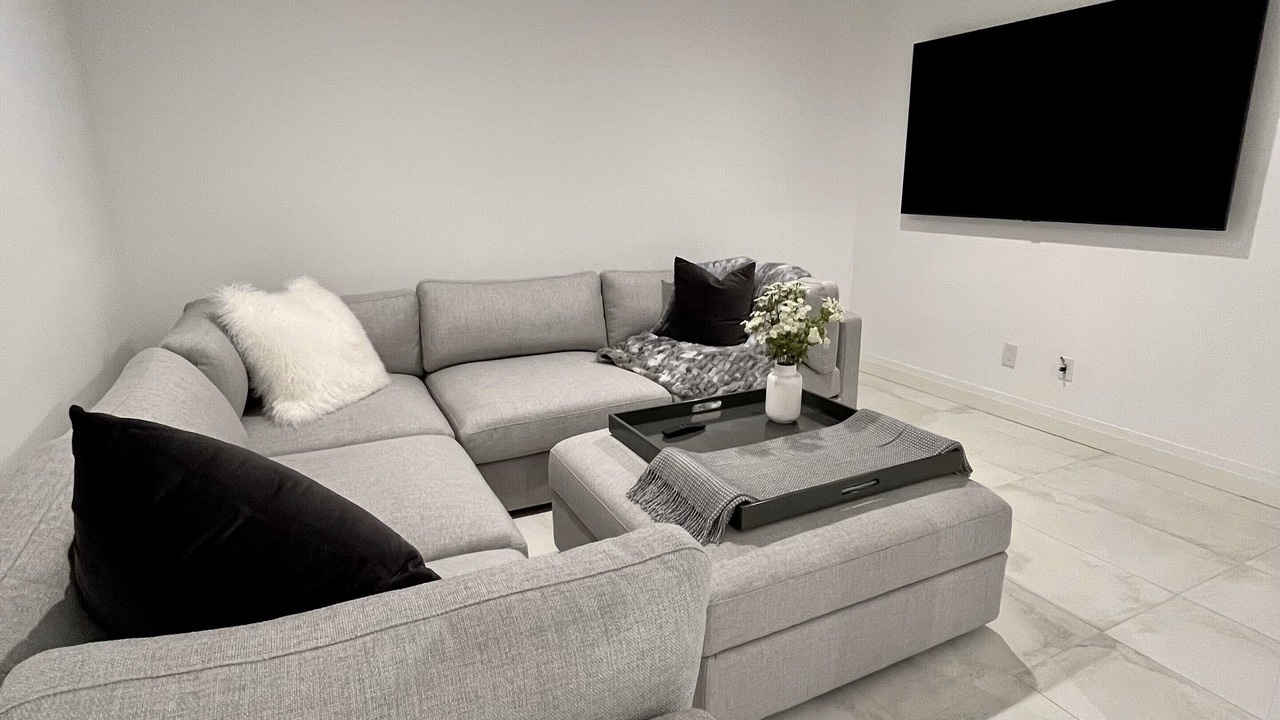 Photo of Livingroom in Westhampton