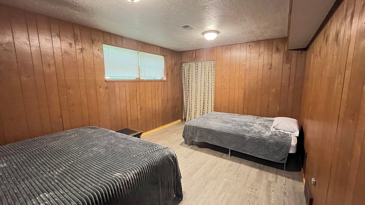 Photo of Bedroom in Lake