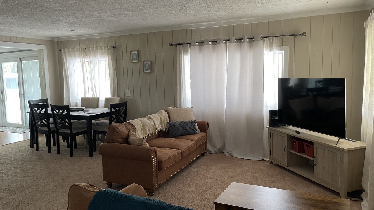 Photo of Livingroom in Sodus