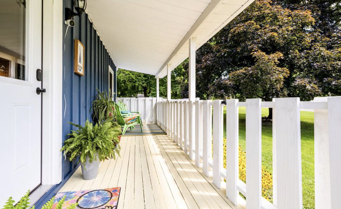 Photo of Patio Balcony in Sodus