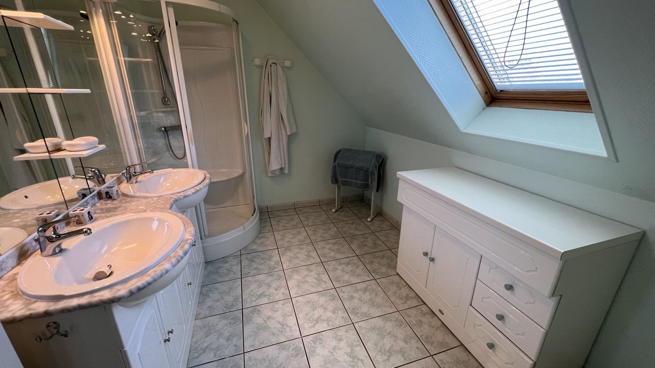 Photo of Bathroom in Kerherou