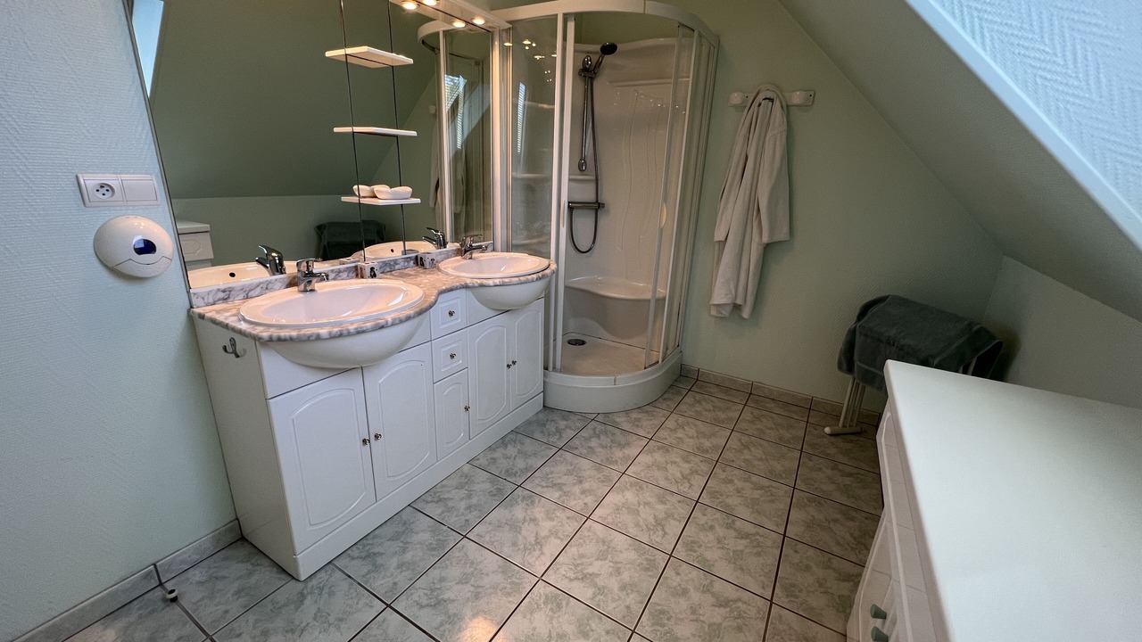 Photo of Bathroom in Kerherou