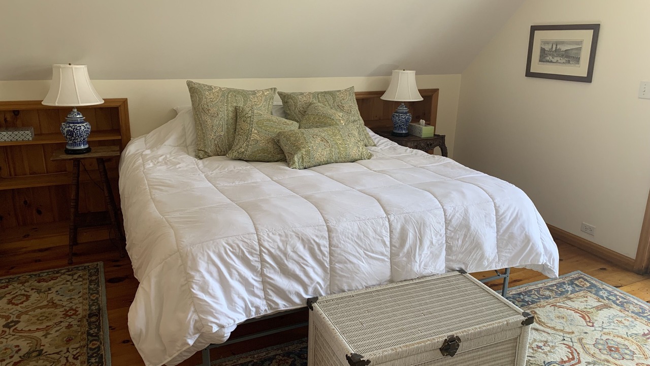 Photo of Bedroom in Cooperstown - Otsego Lake