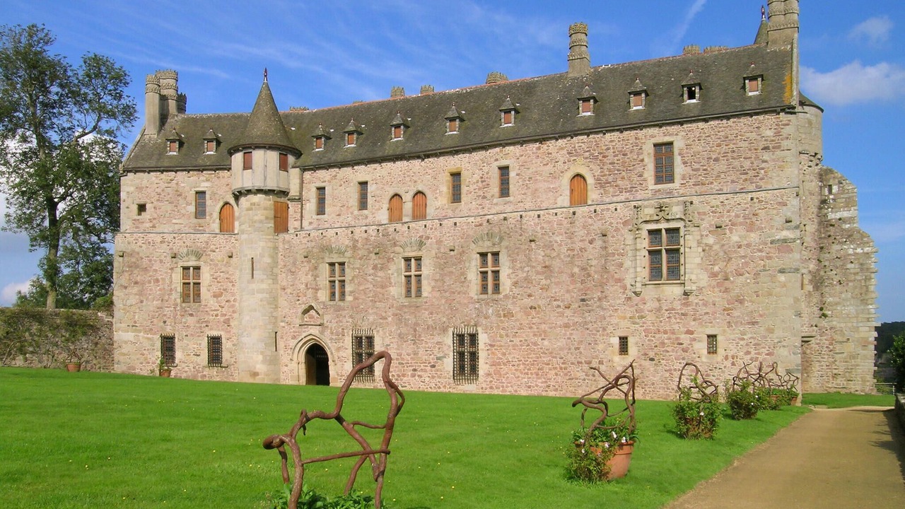 Photo of Others in Quemperven