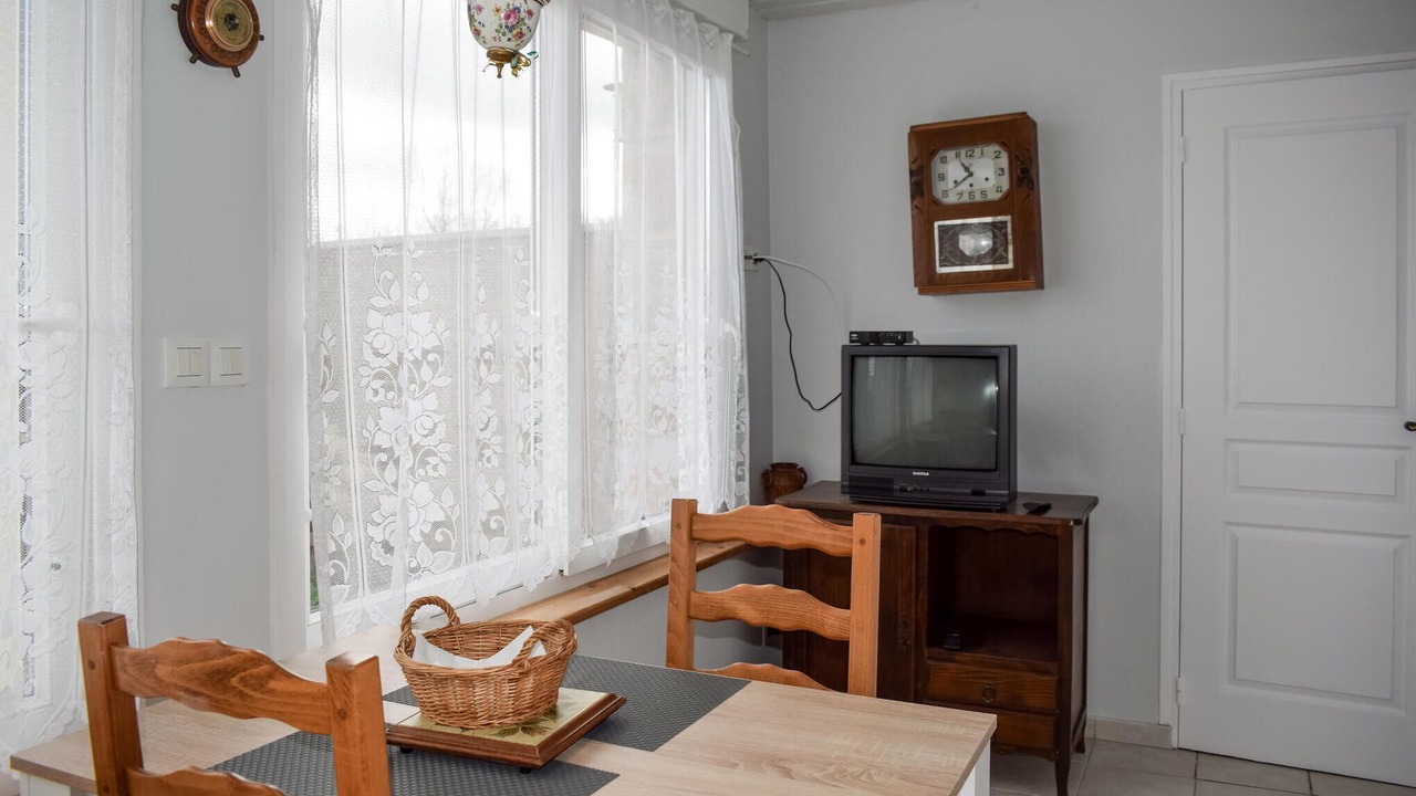 Photo of Bedroom in Quemperven
