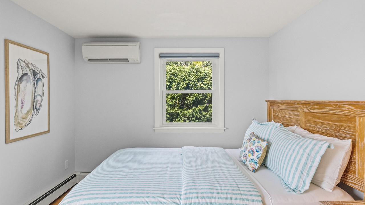 Photo of Bedroom in West Chatham