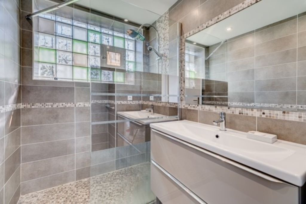 Photo of Bathroom in Montaleigne