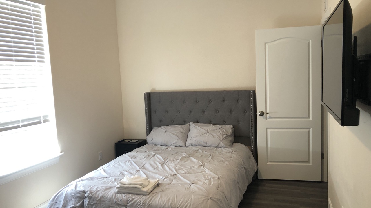 Photo of Bedroom in Tallahassee