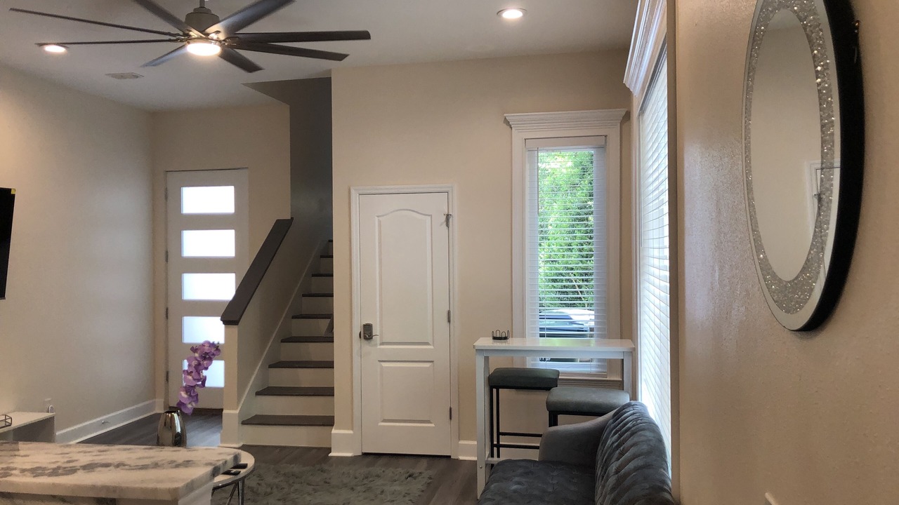 Photo of Livingroom in Tallahassee