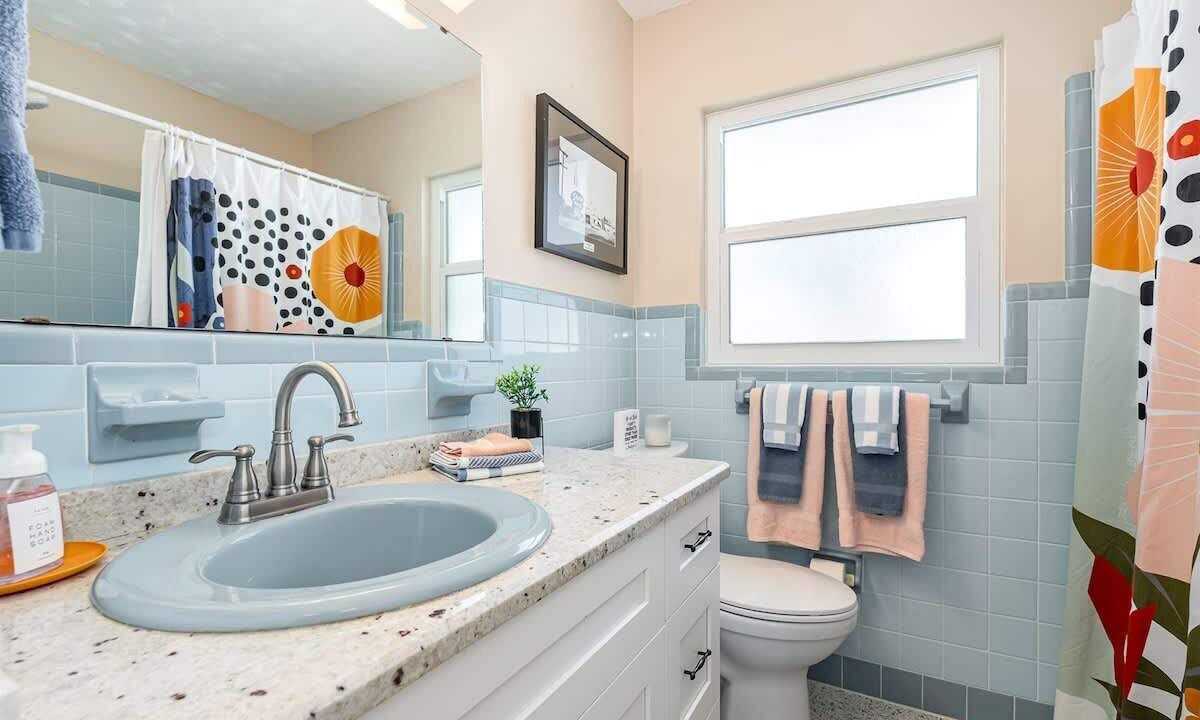 Photo of Bathroom in Venetian Way