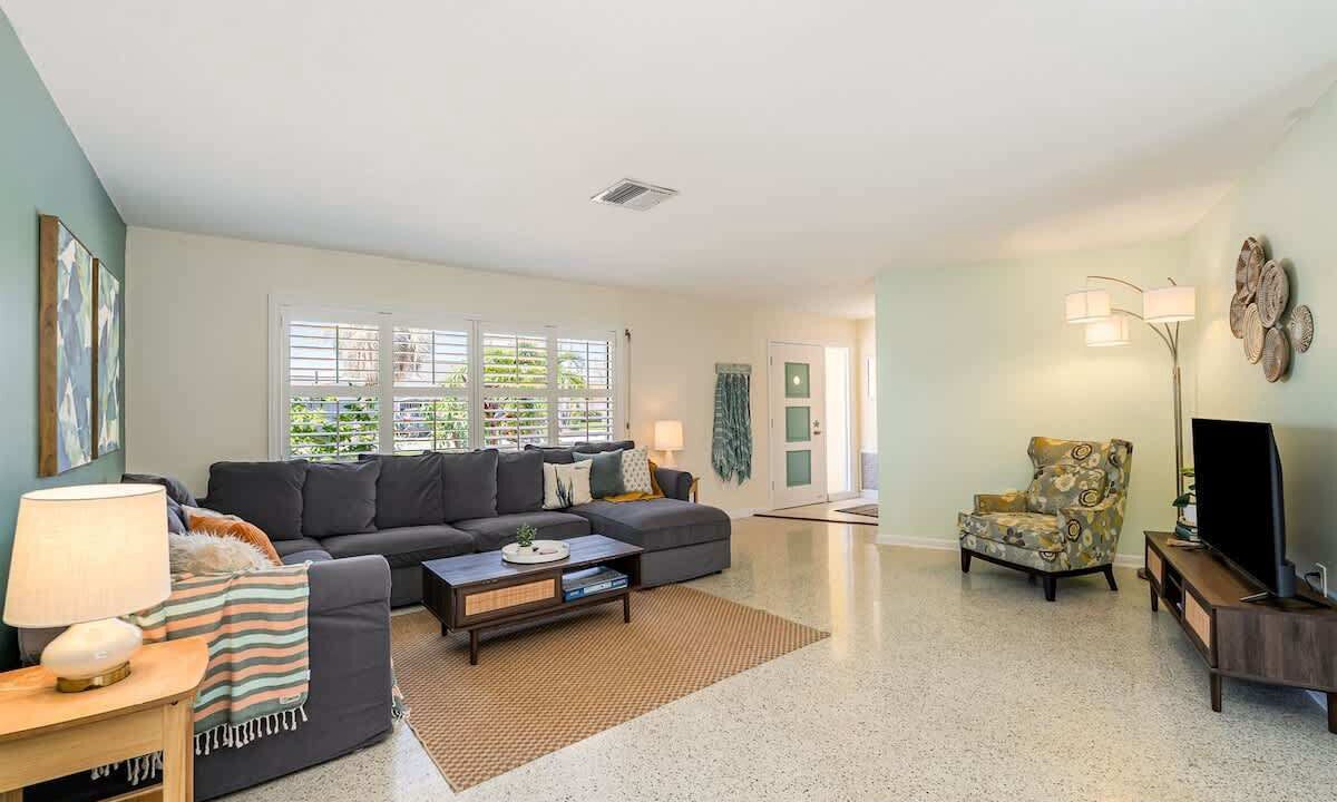 Photo of Livingroom in Venetian Way