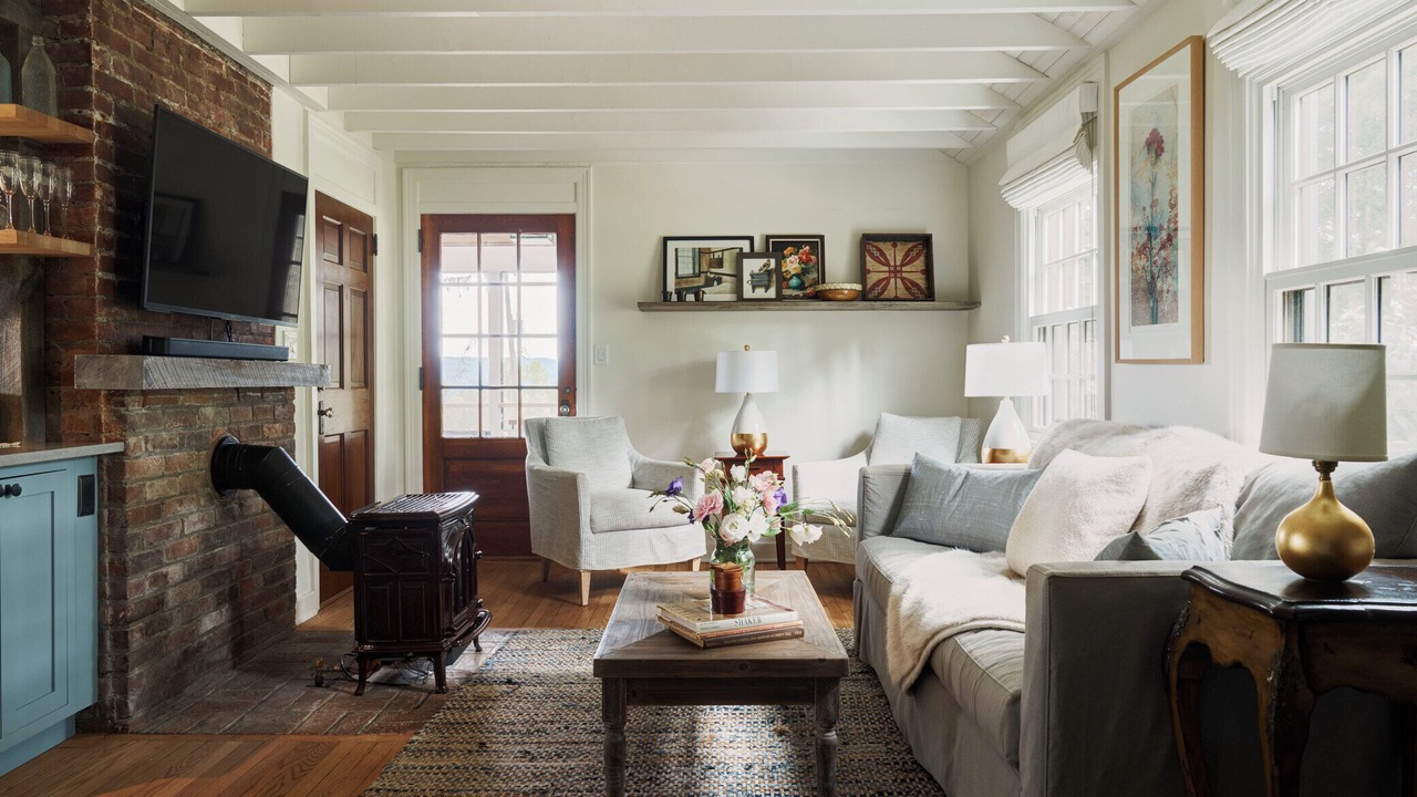 Photo of Livingroom in New Lebanon
