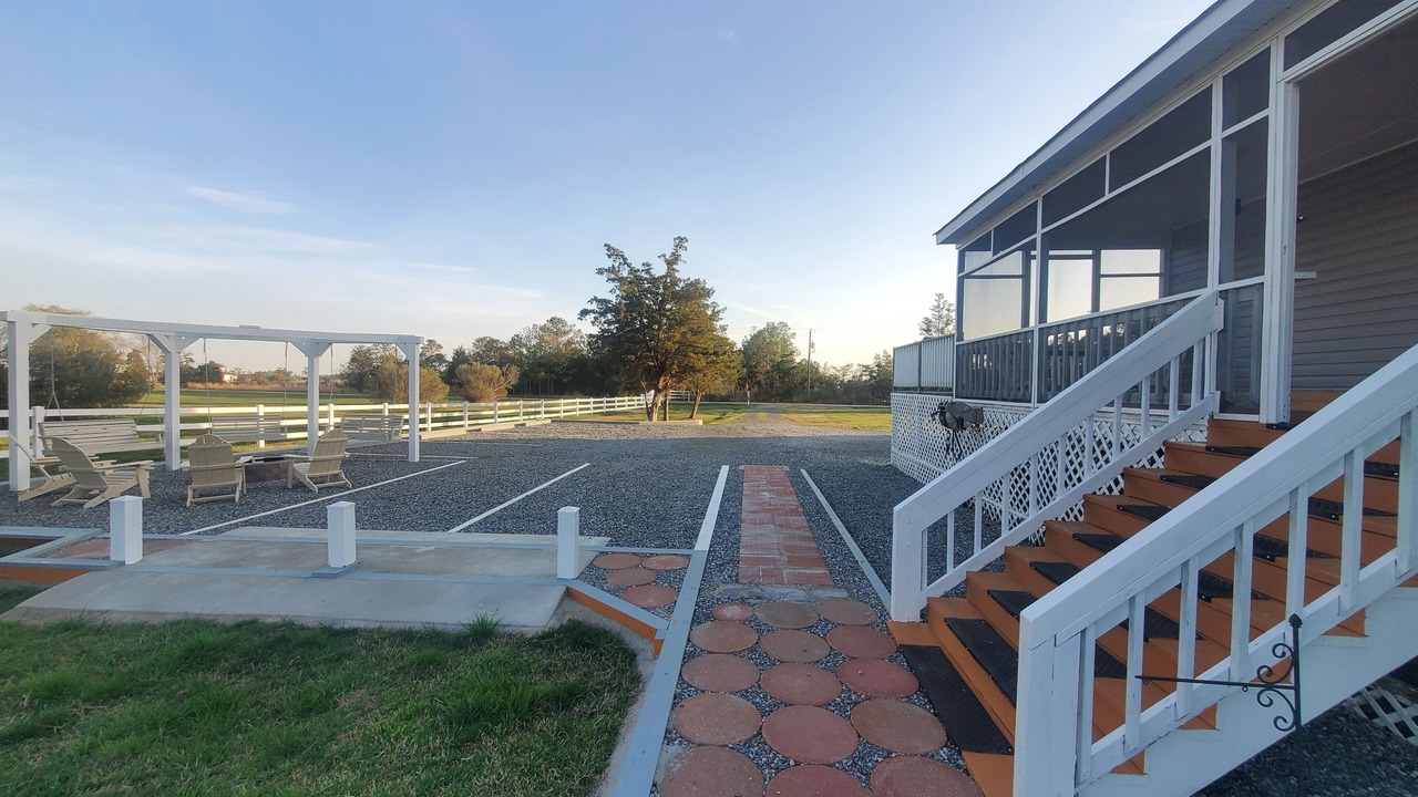 Photo of Outdoor in Grimstead