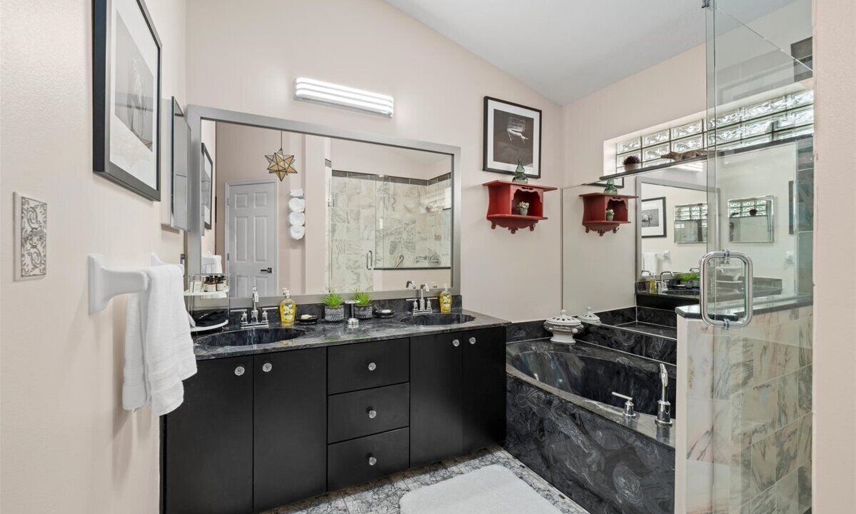 Photo of Bathroom in Cocoa