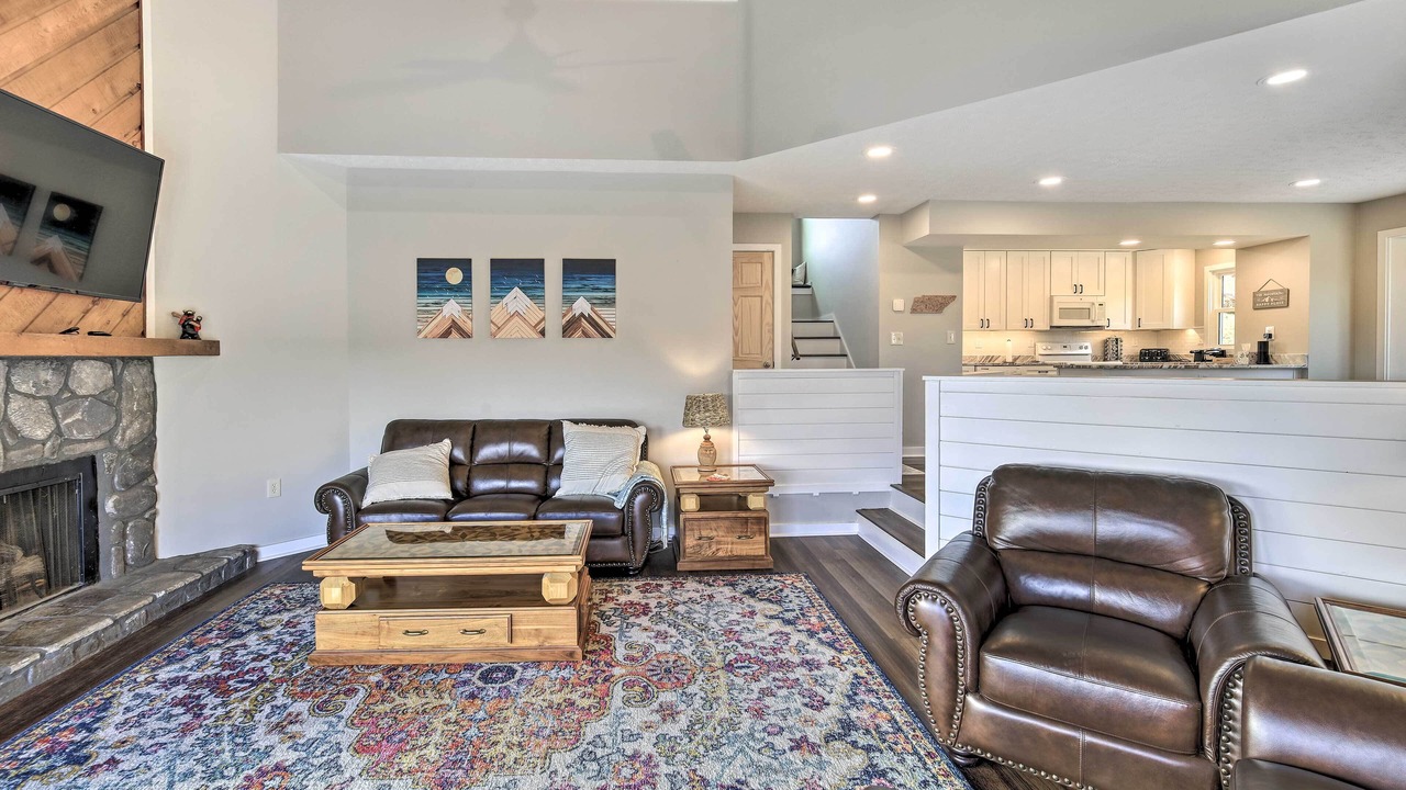 Photo of Livingroom in Lynn Garden