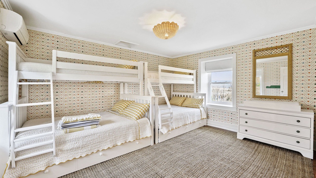 Photo of Bedroom in Washington