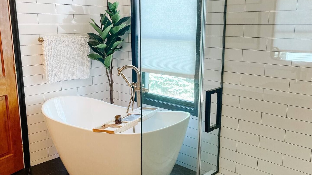 Photo of Bathroom in Marion