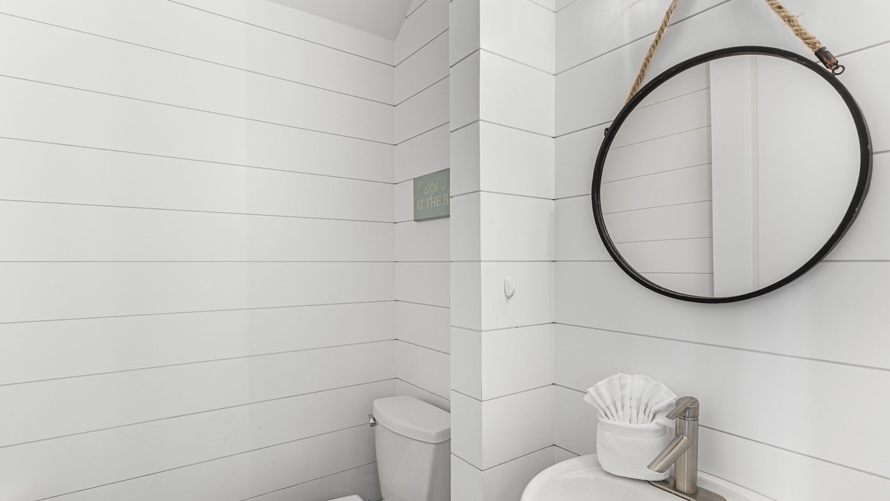 Photo of Bathroom in Lakeside at Blue Mountain Beach