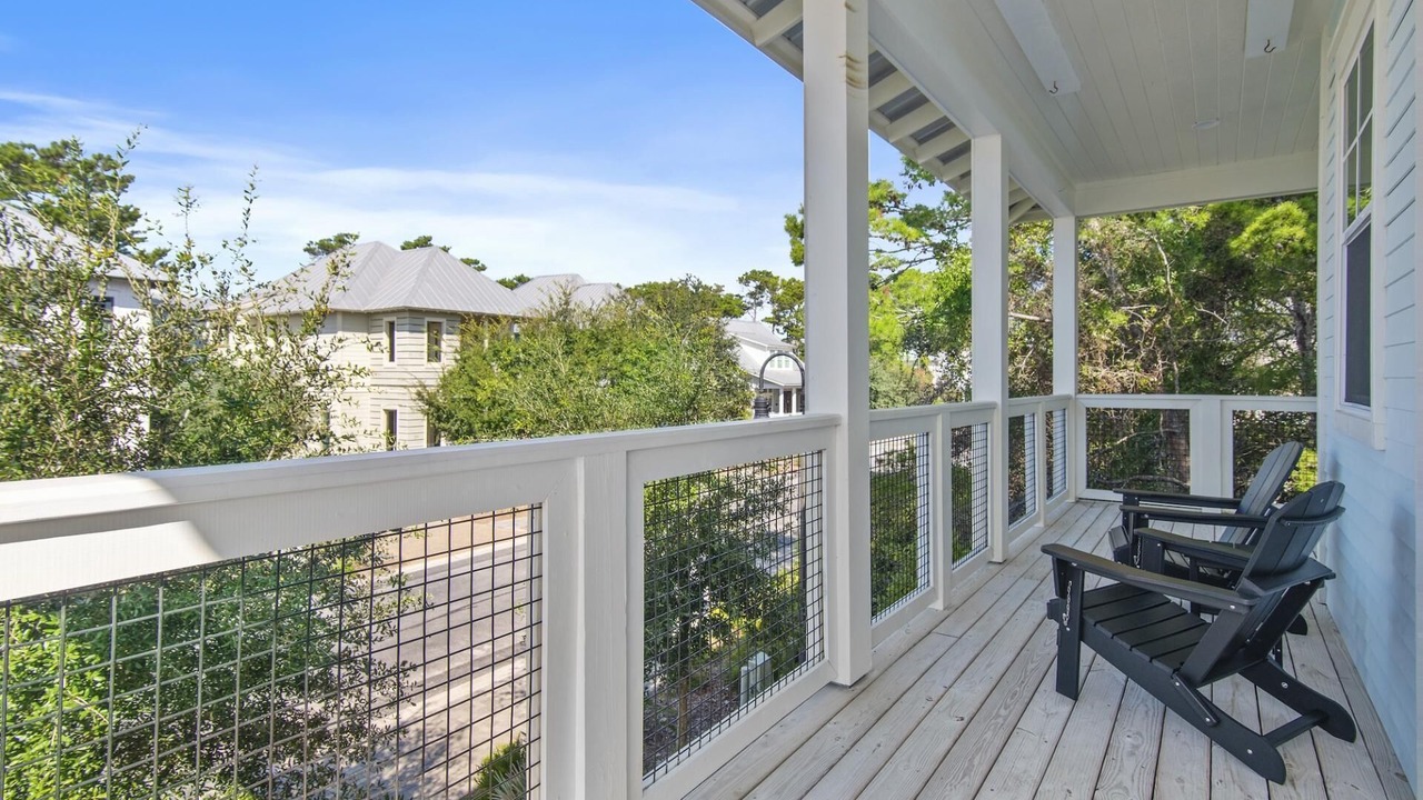 Photo of Patio Balcony in Lakeside at Blue Mountain Beach