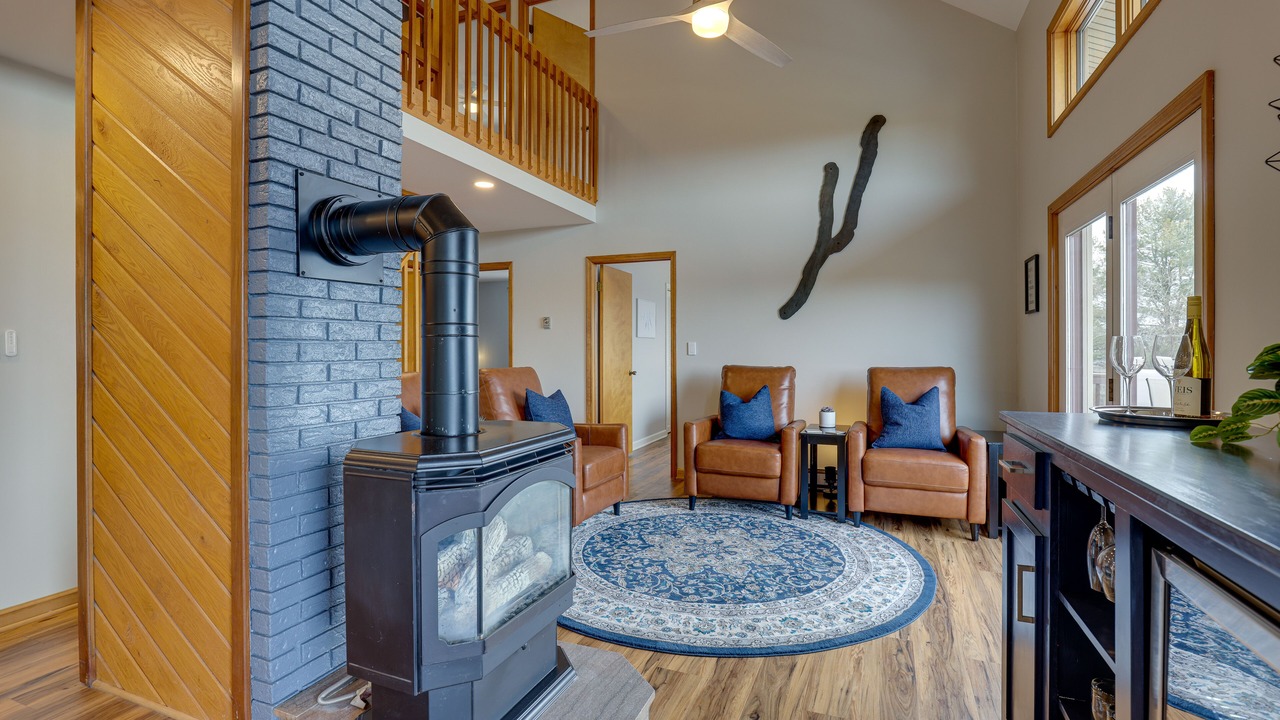 Photo of Livingroom in Hammondsport