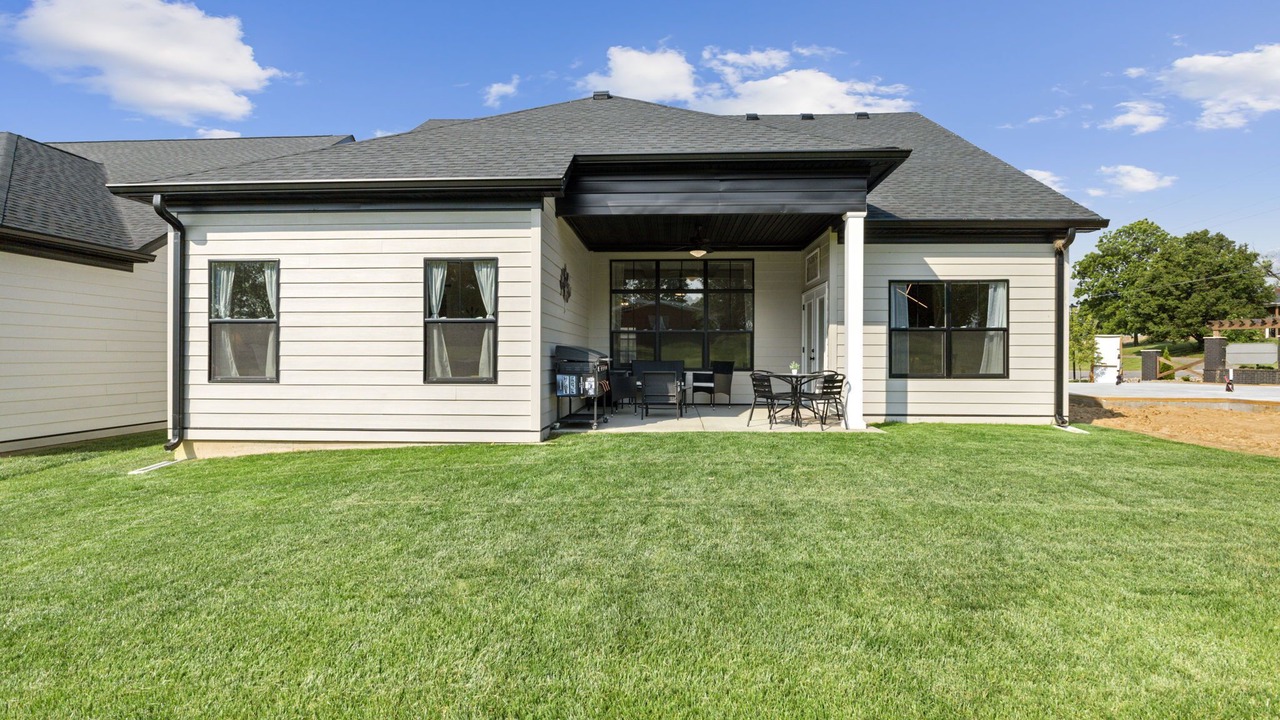 Photo of Outdoor in Jeffersonville - Clarksville